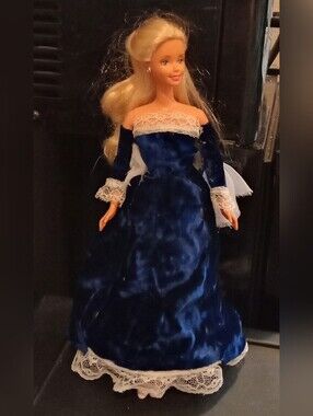 1995 Avon Exclusive Winter Blue Velvet Barbie Doll